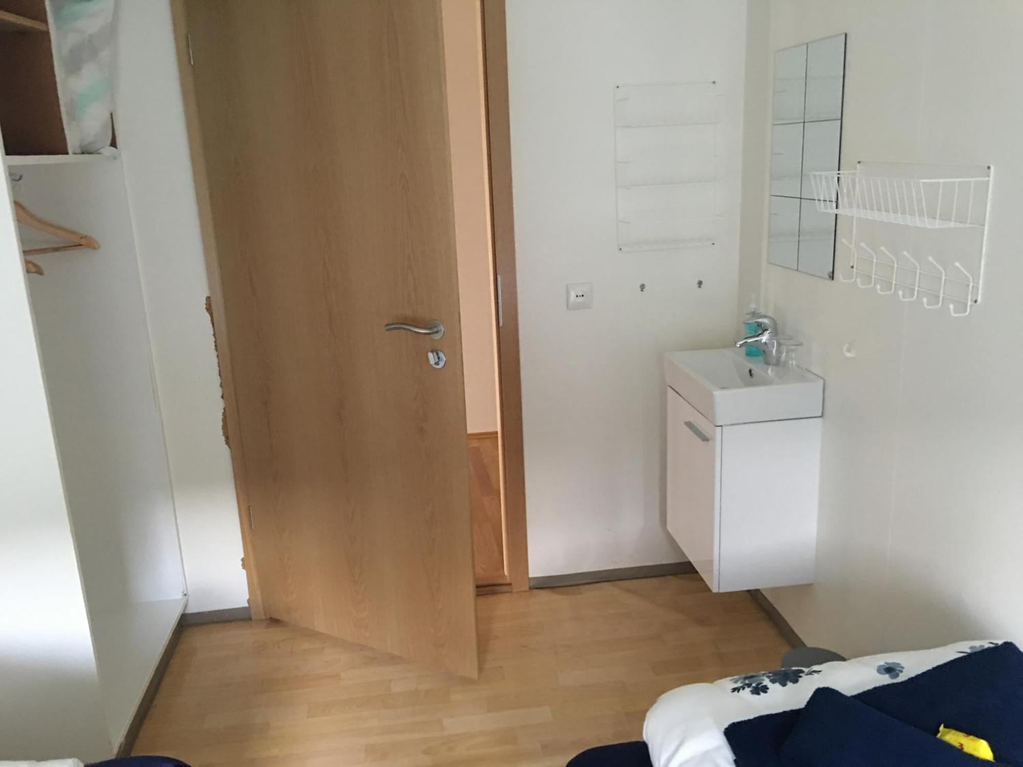 Vestmannsvatn Guesthouse Athaldalur Zimmer foto